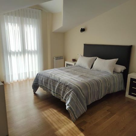 Chalet Con Amplio Jardin Casalarreina Luaran gambar
