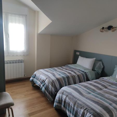Chalet Con Amplio Jardin Casalarreina Luaran gambar