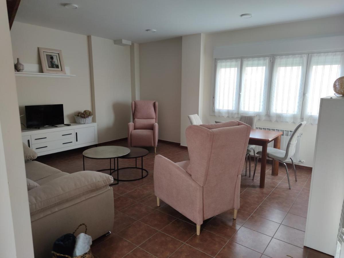 Chalet Con Amplio Jardin Casalarreina Luaran gambar