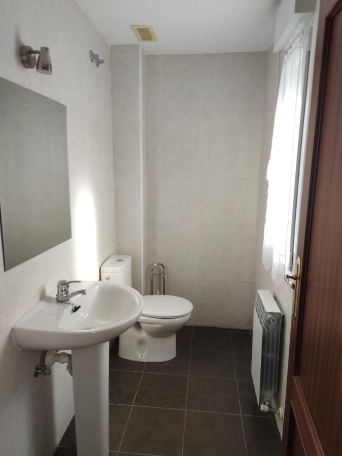 Chalet Con Amplio Jardin Casalarreina Luaran gambar